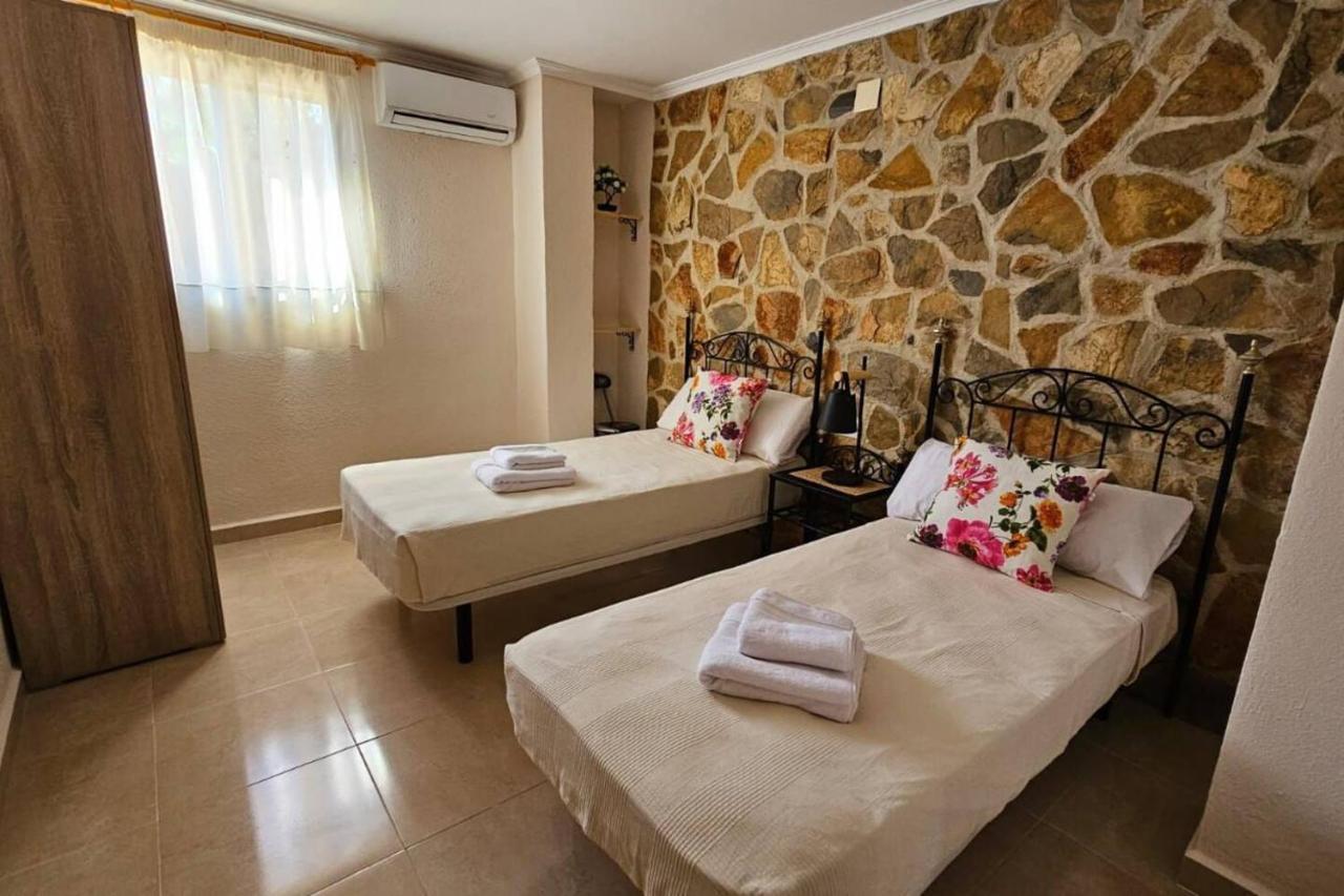 Holiday home Buen Estar, Piscina, Barbacoa, Jacuzzi En Valencia