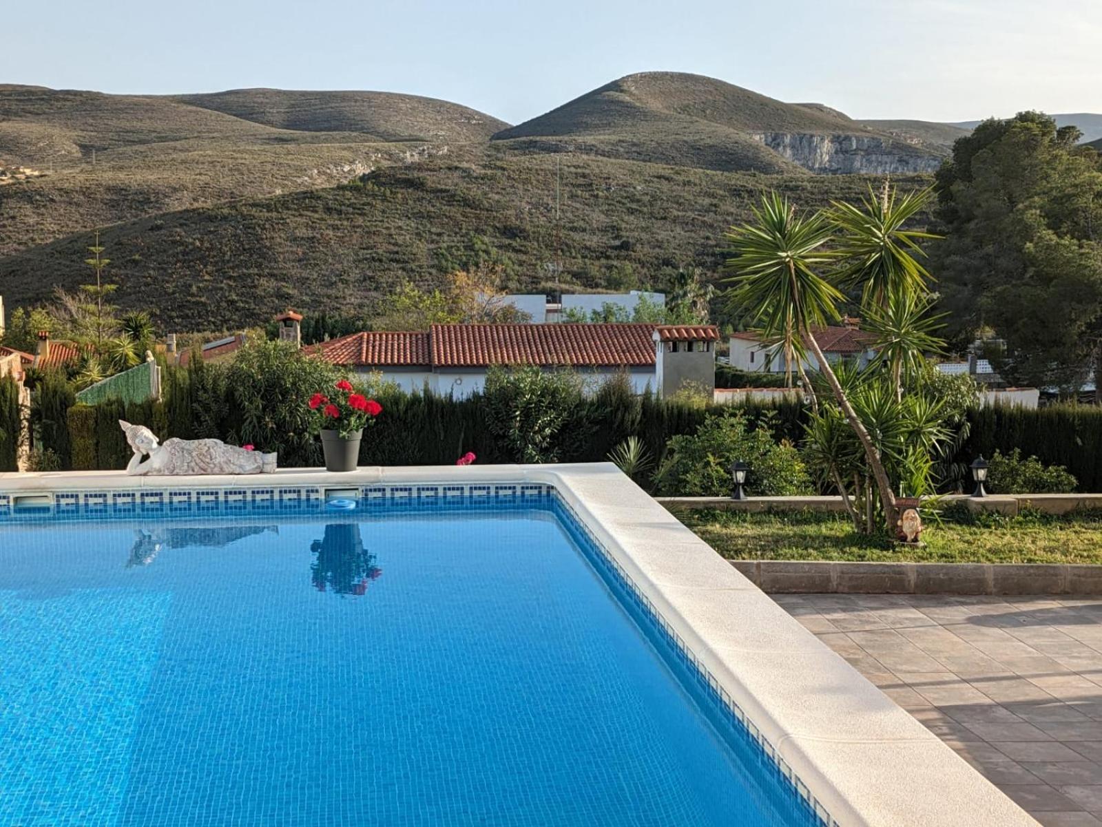 Buen Estar, Piscina, Barbacoa, Jacuzzi En Valencia