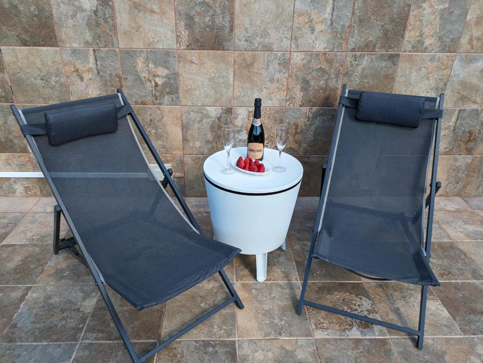 Buen Estar, Piscina, Barbacoa, Jacuzzi En Valencia *