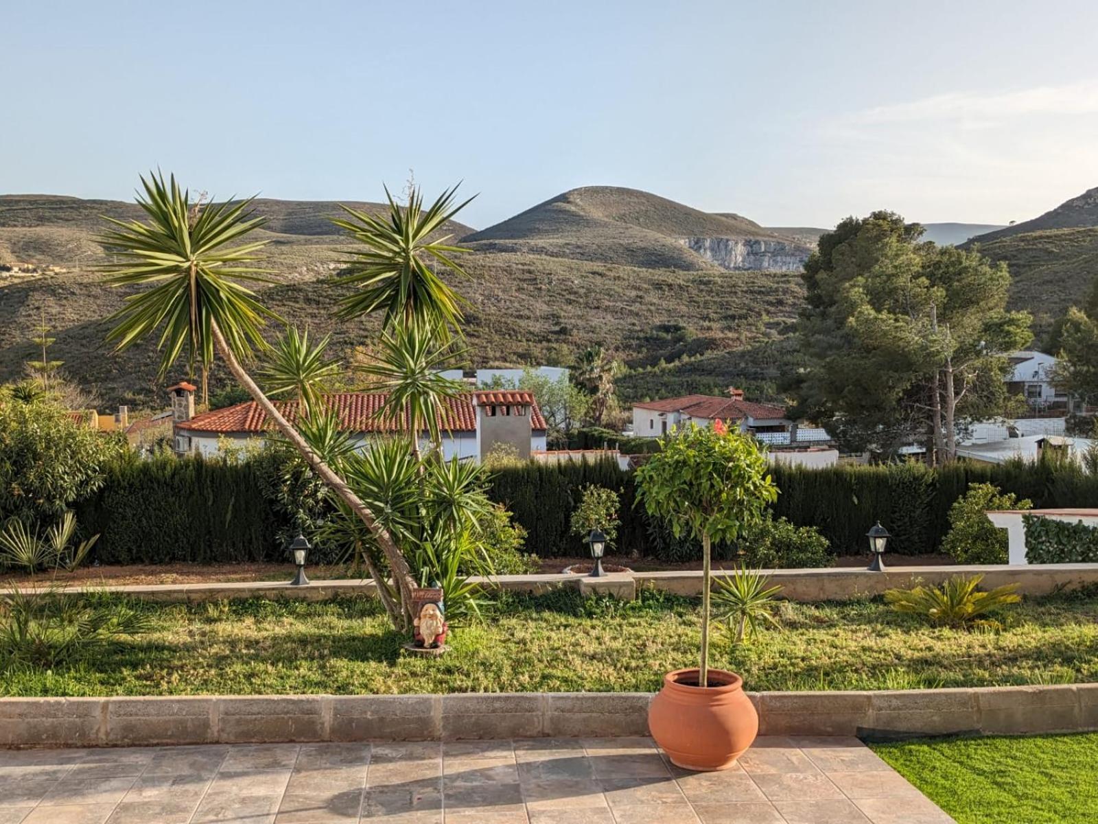 Buen Estar, Piscina, Barbacoa, Jacuzzi En Valencia Turis