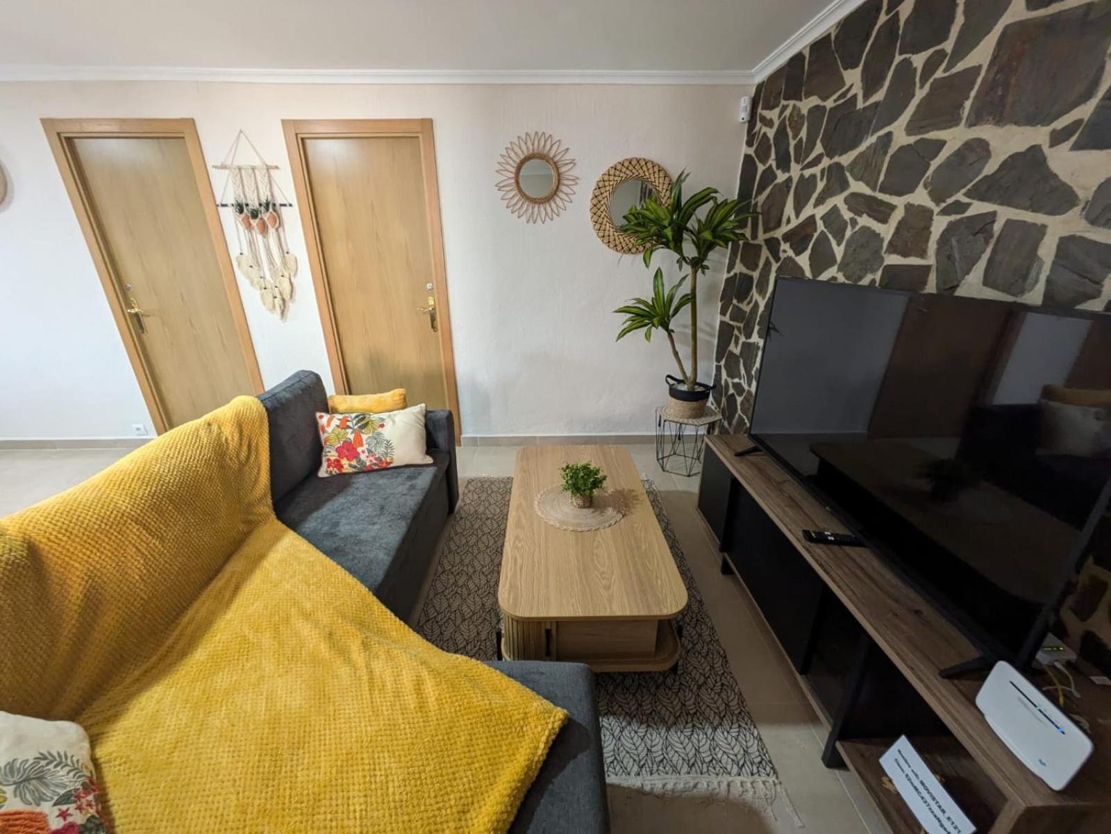 Holiday home Buen Estar, Piscina, Barbacoa, Jacuzzi En Valencia *